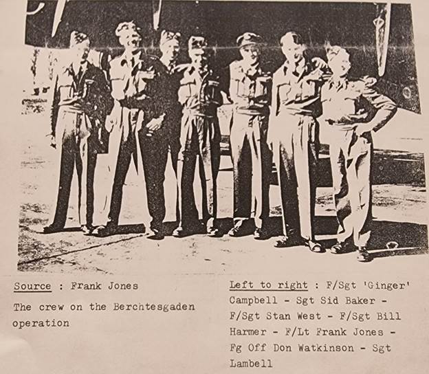 A group of men in uniform

AI-generated content may be incorrect.