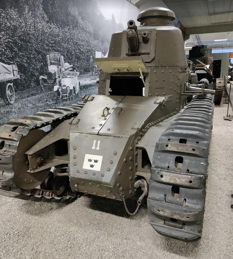 WW1 tank