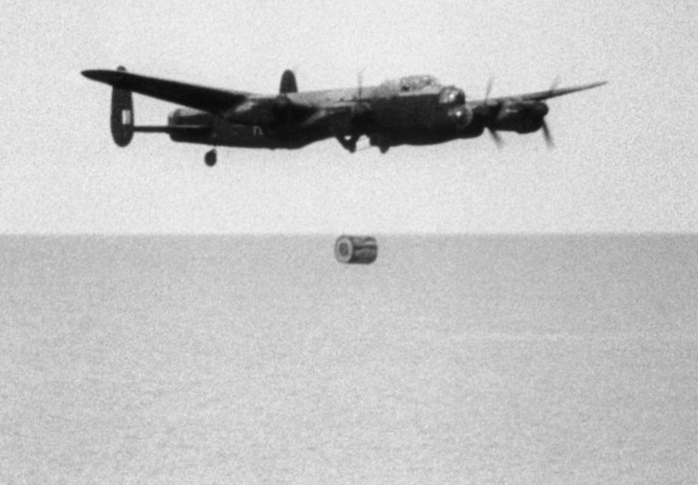 Bouncing bomb