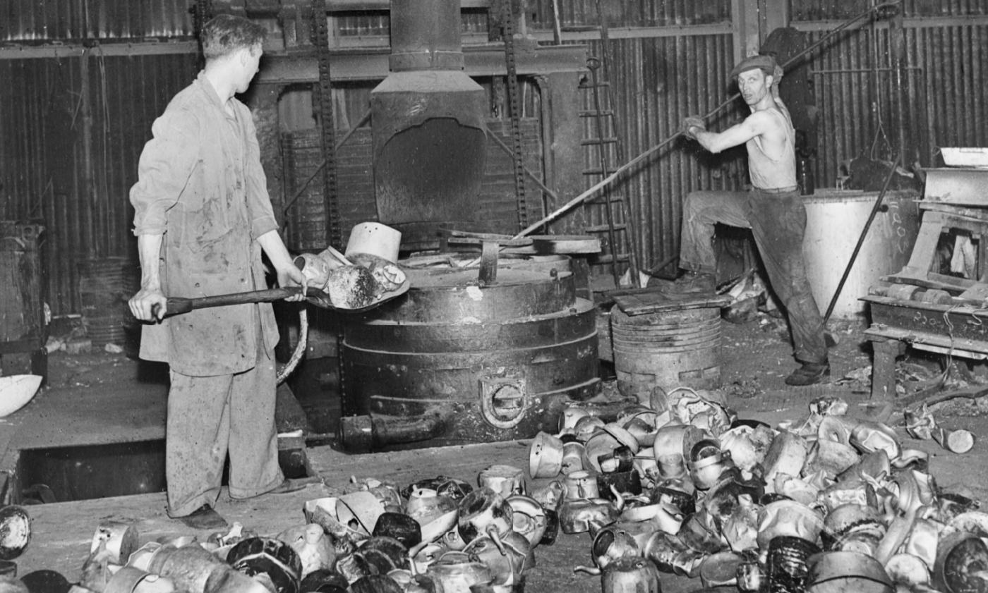 Aluminium smelting 