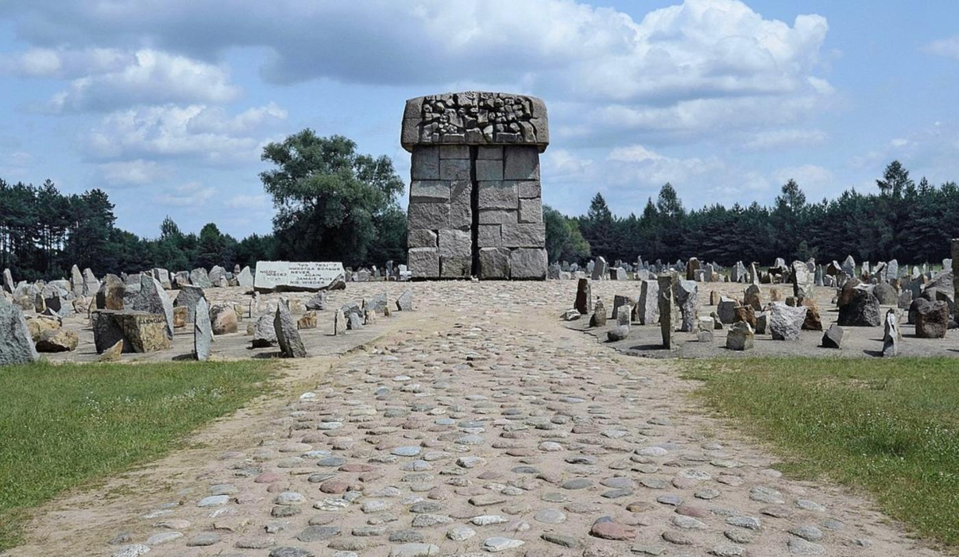Treblinka memorial 