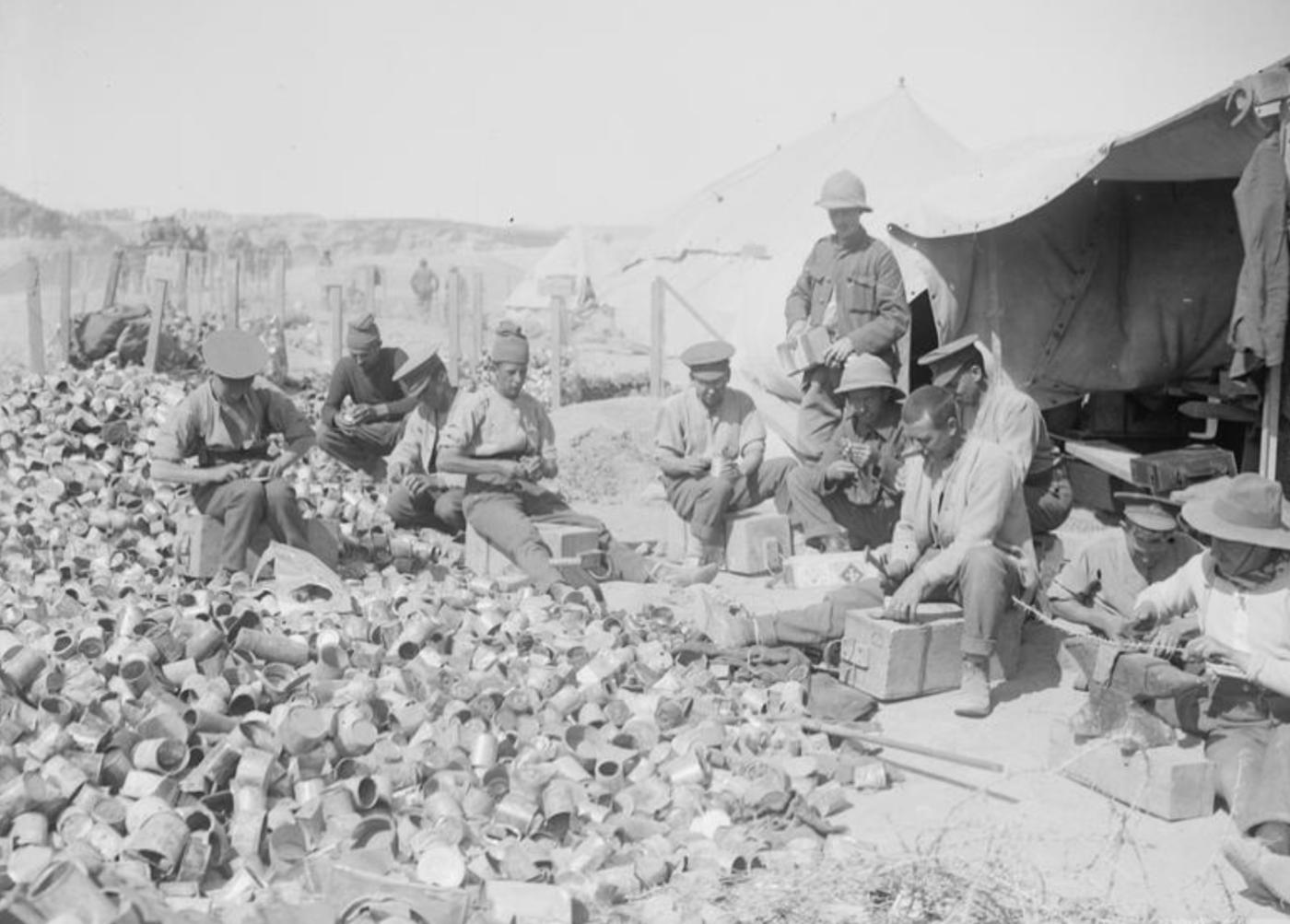 Ww1 jam tin grenades