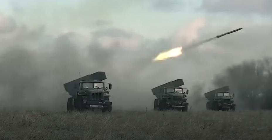 Grad 21 Russian rocket launcher missiles artillery weapon