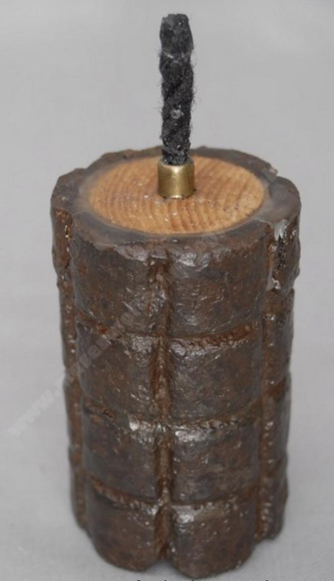 Battye grenade bomb ww1 weapon high explosive hand thrown 