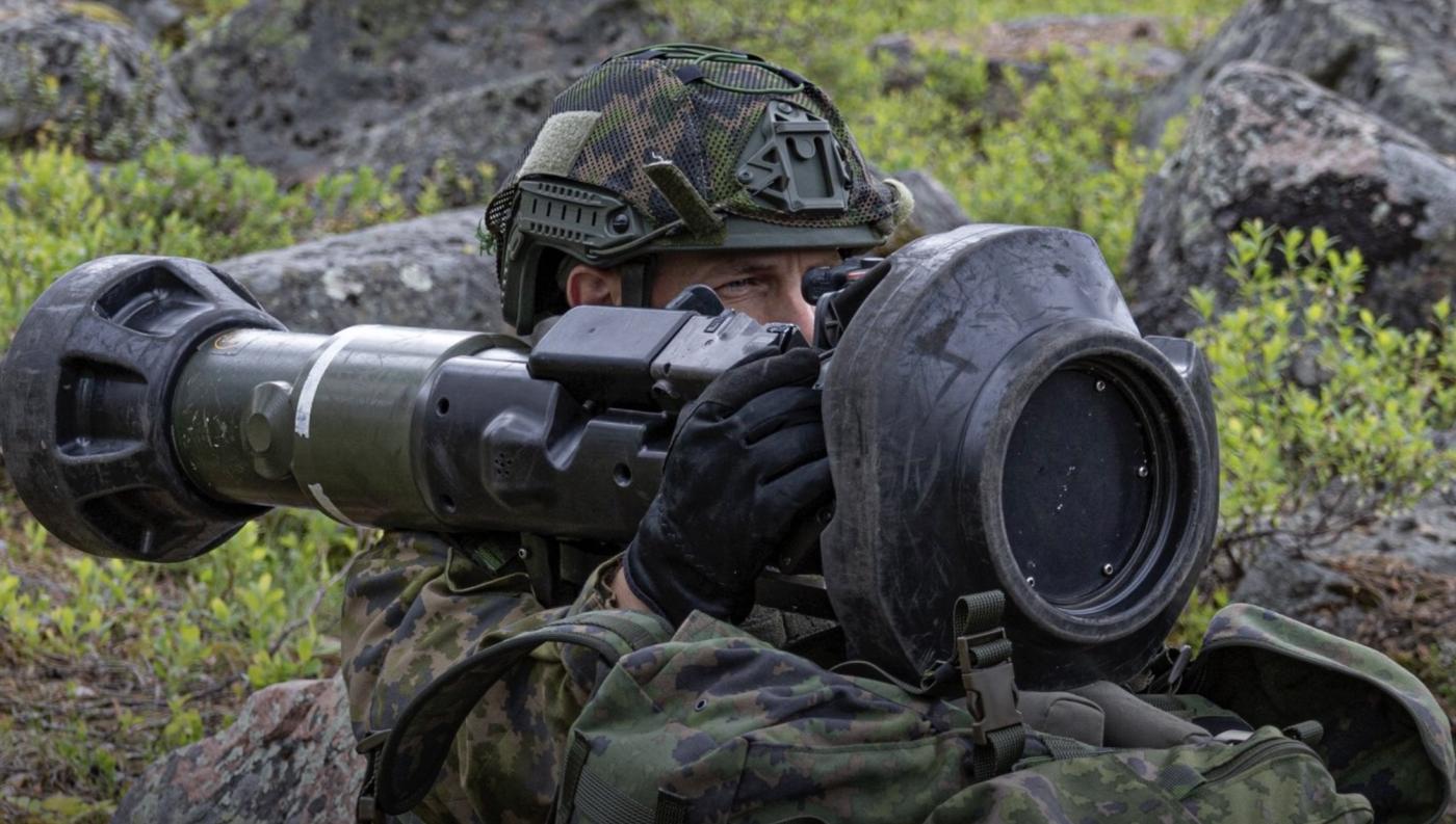 Bofors n-law anti tank weapon bazooka 