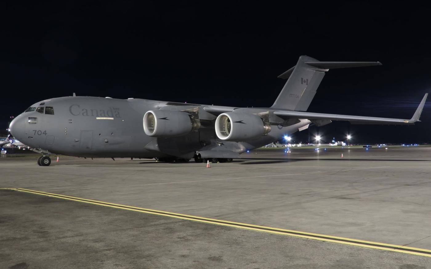 Canadian airforce globe master cc-177 military aircraft logistics hauler