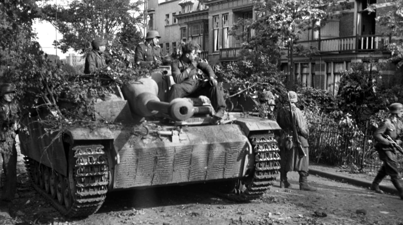 German panzer tank Arnhem retaking ww2