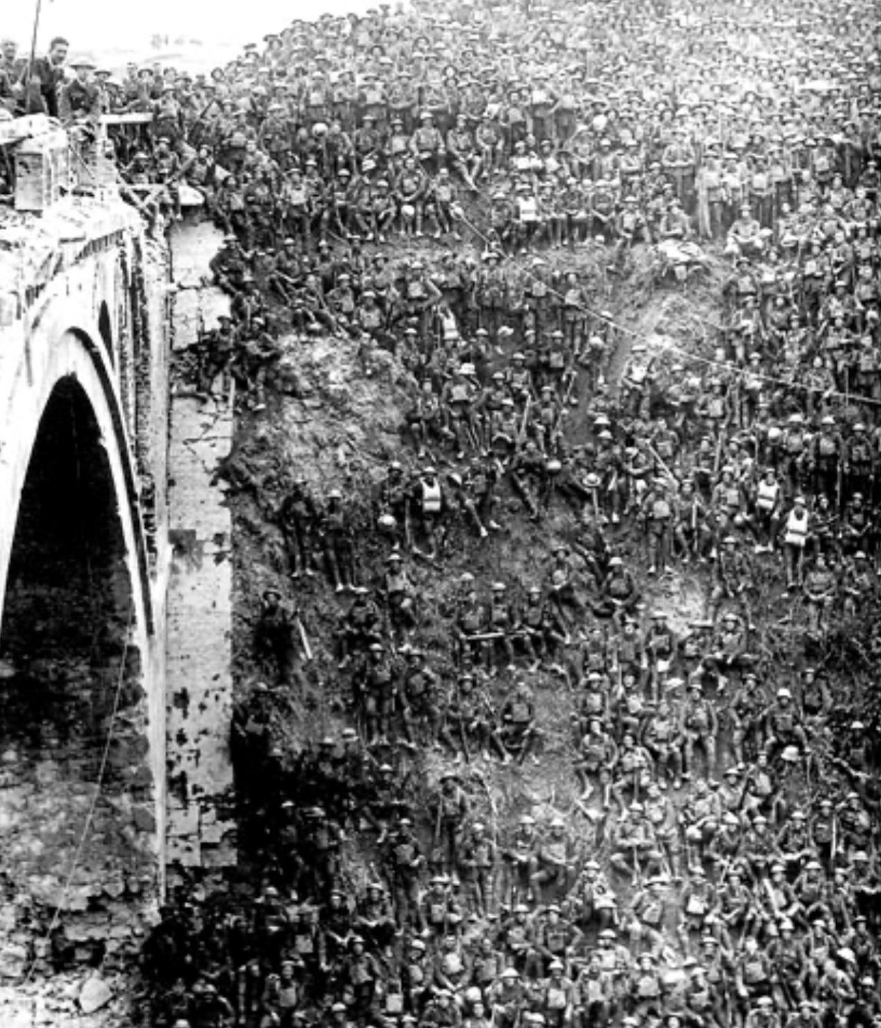 Stquentin canal bridge capture 
