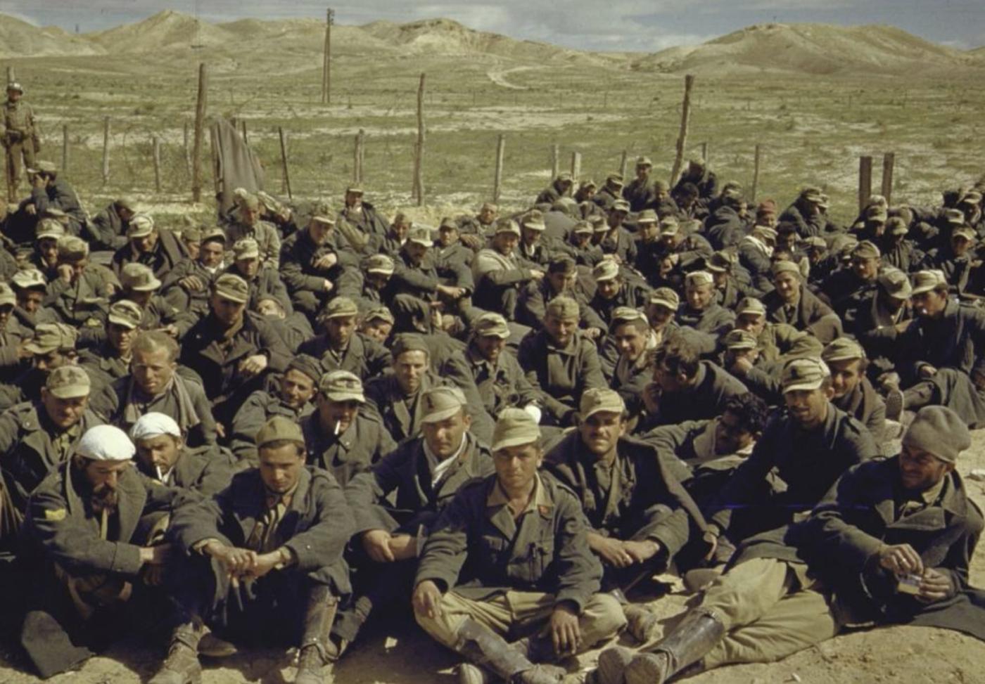 Italian troops in n.africa