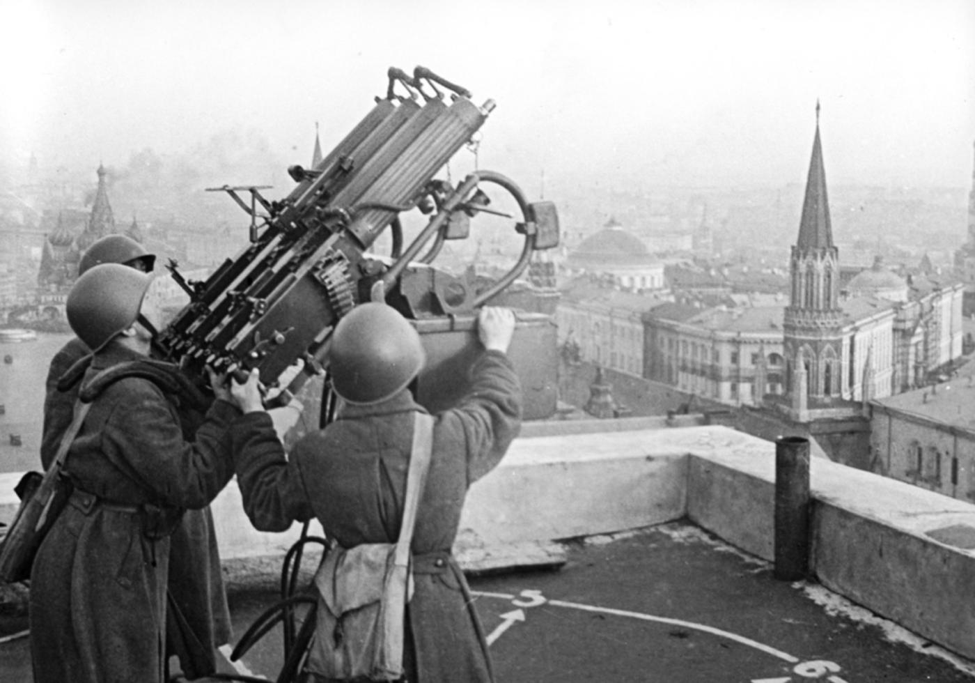 Russian anti aircraft guns 