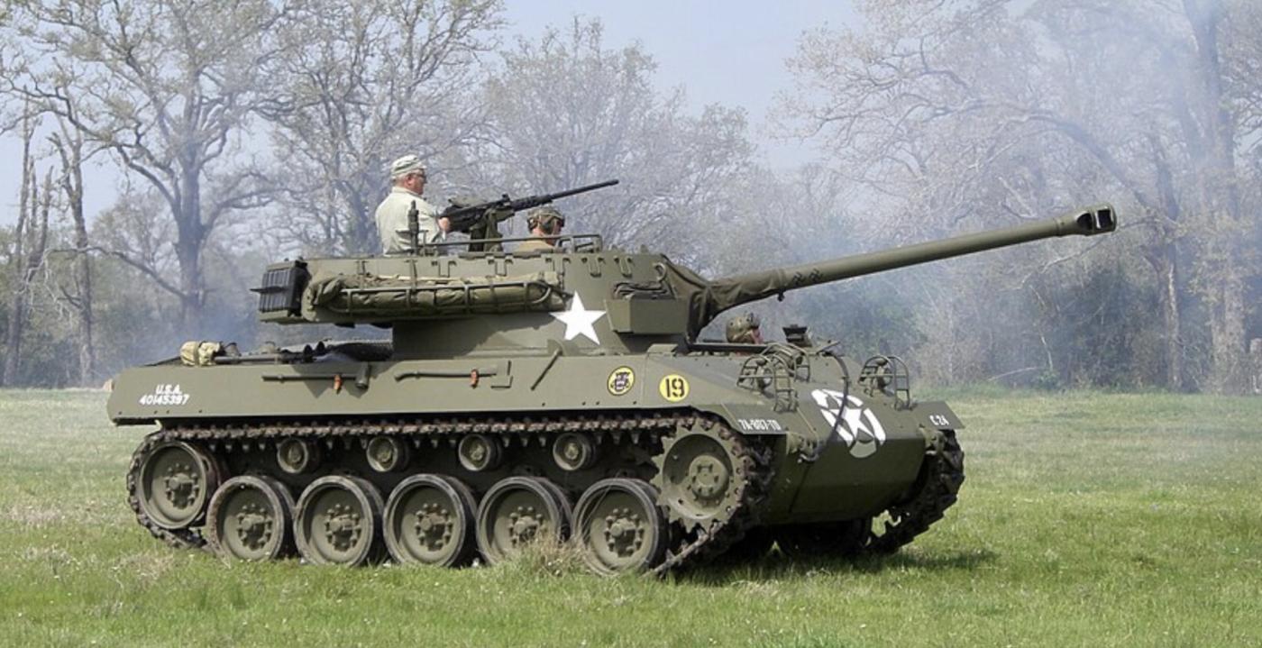 American tank destroyer m18 hellcat 