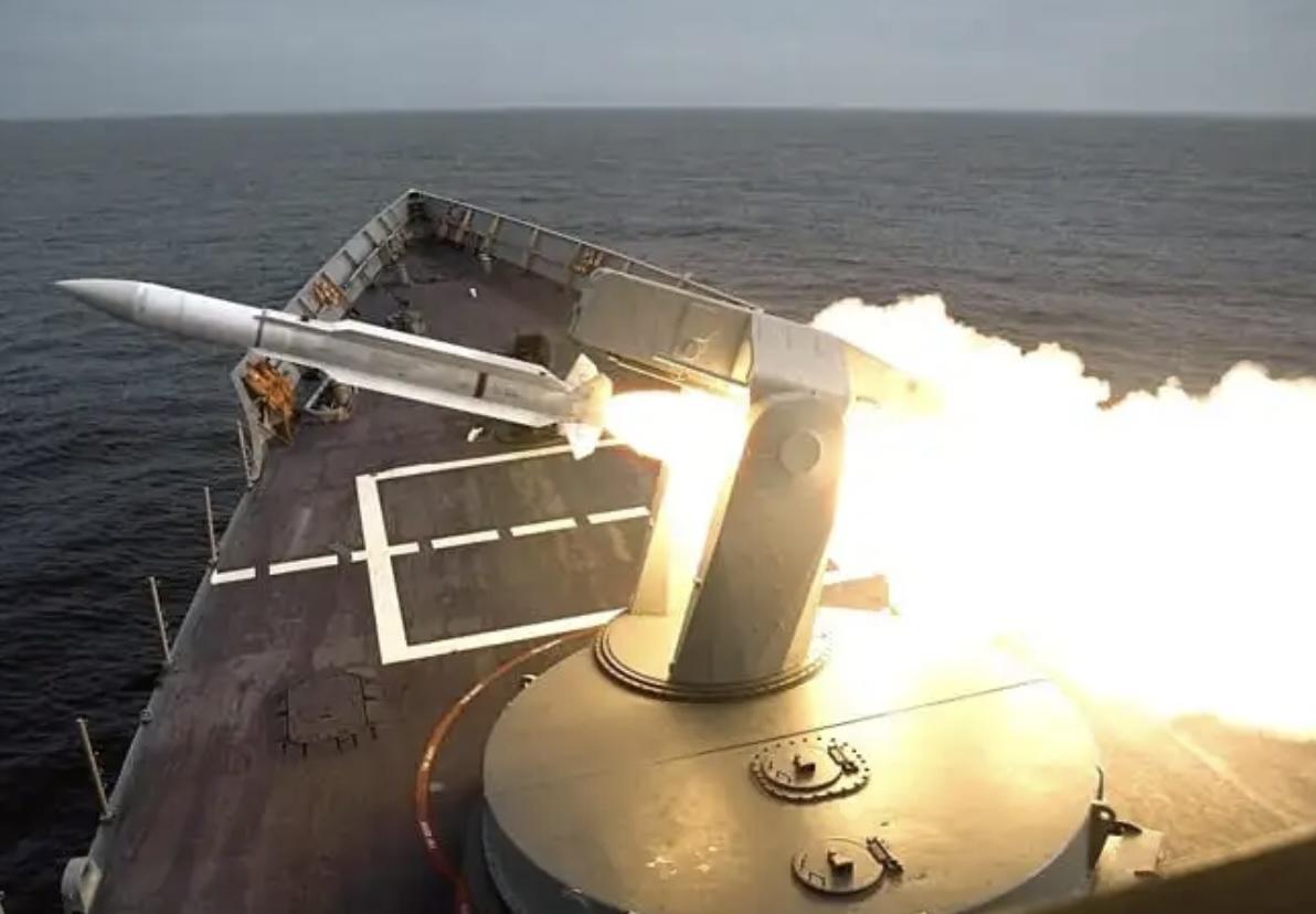 Ship launching missile