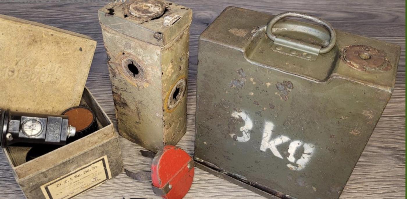 Zeitzunder fur sprengbuchse time fuze explosive charge 