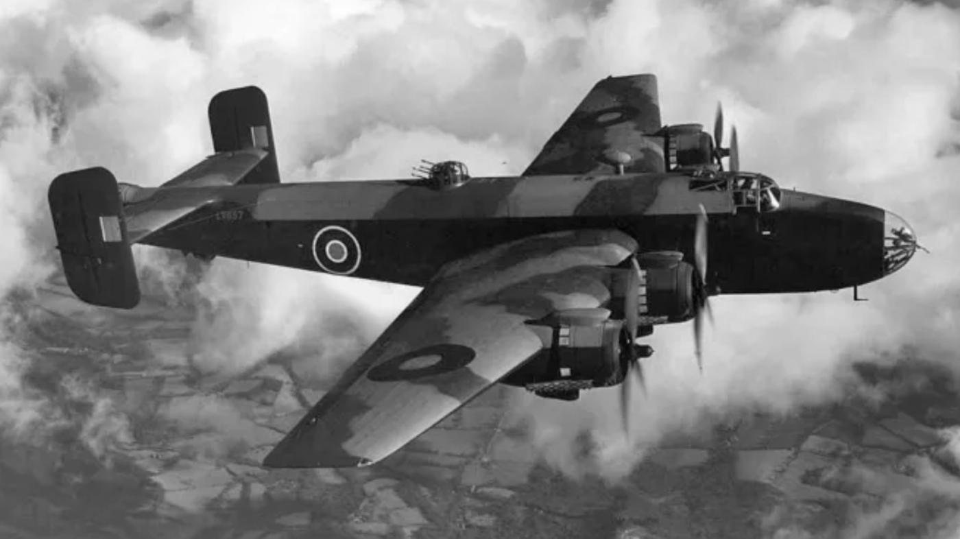 Handley page Halifax bomber raf 