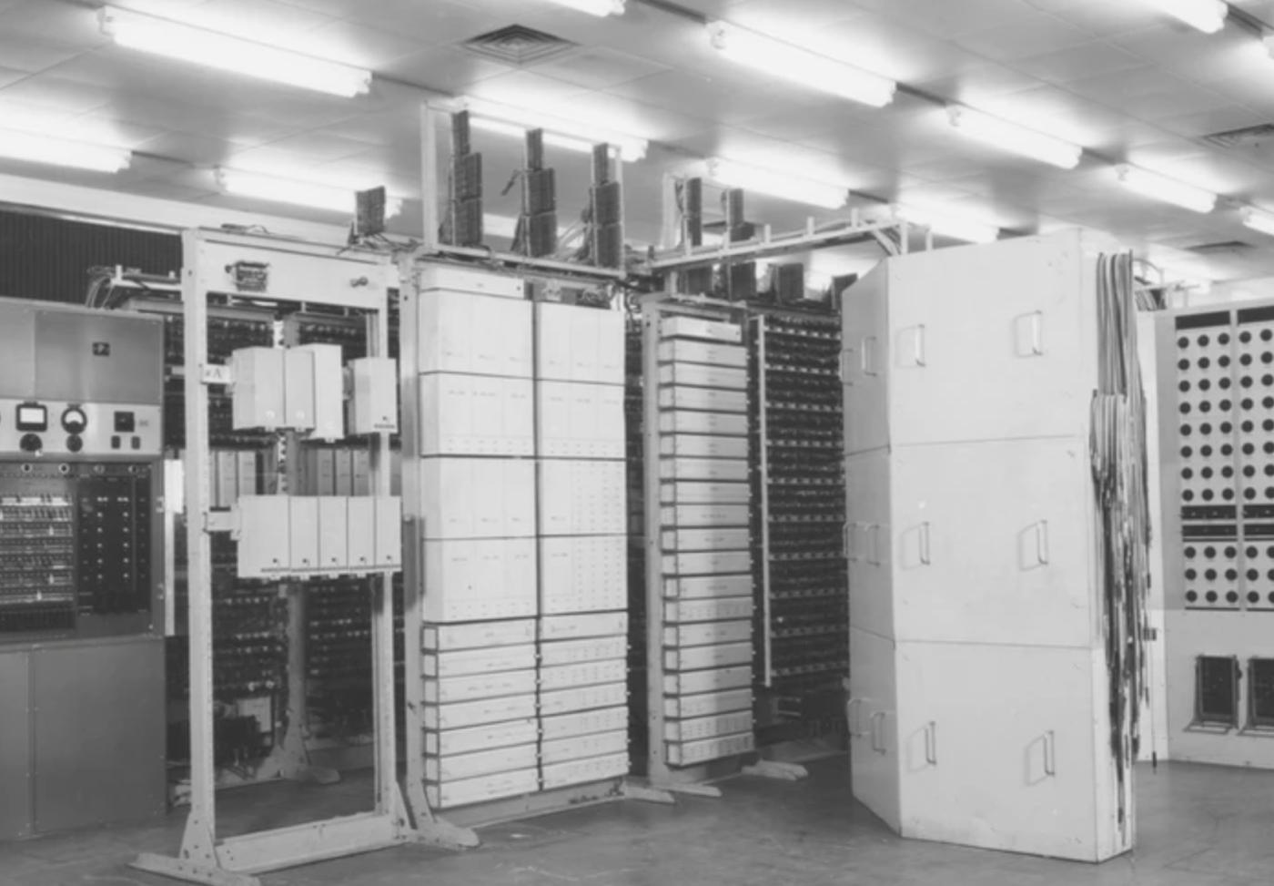 Code breaking machine 