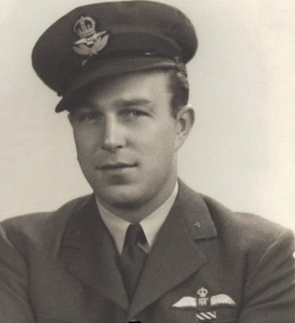 Sun leader raf Roger bushel