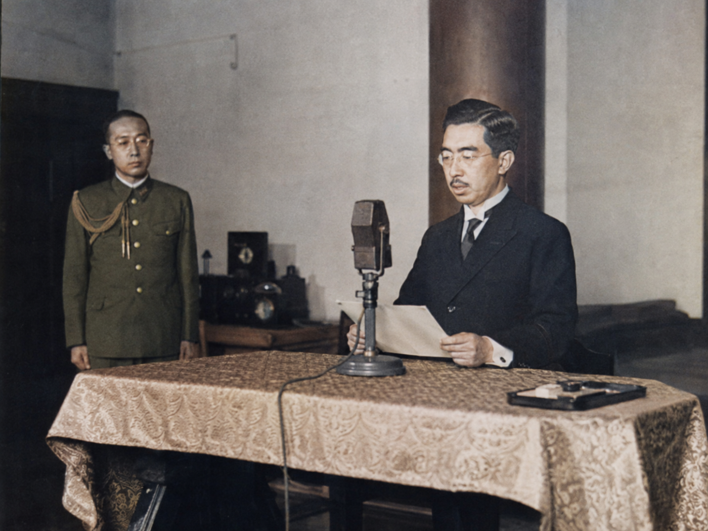 Jewel radio broadcast Japan ww11 ending surrender 