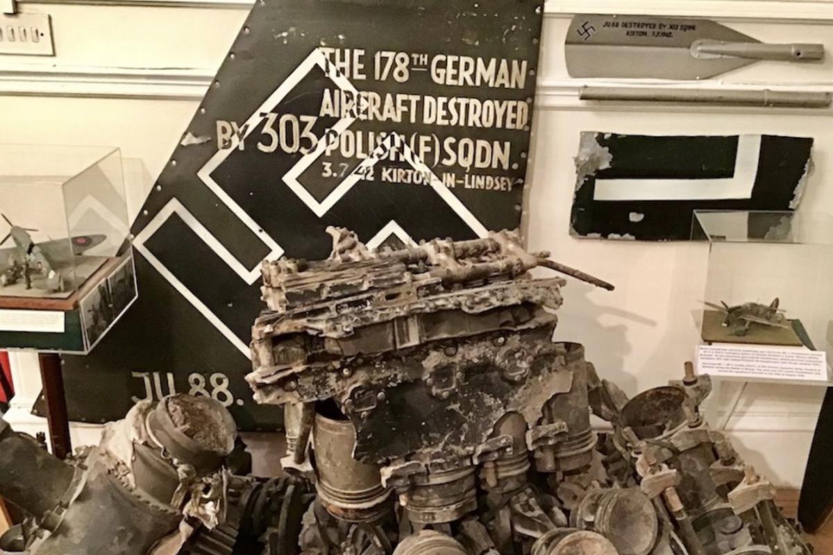 Relic display