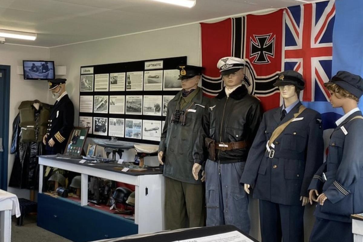 Displays ww2