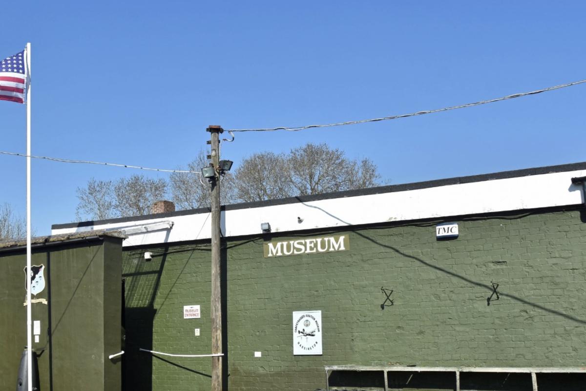 Museum building 