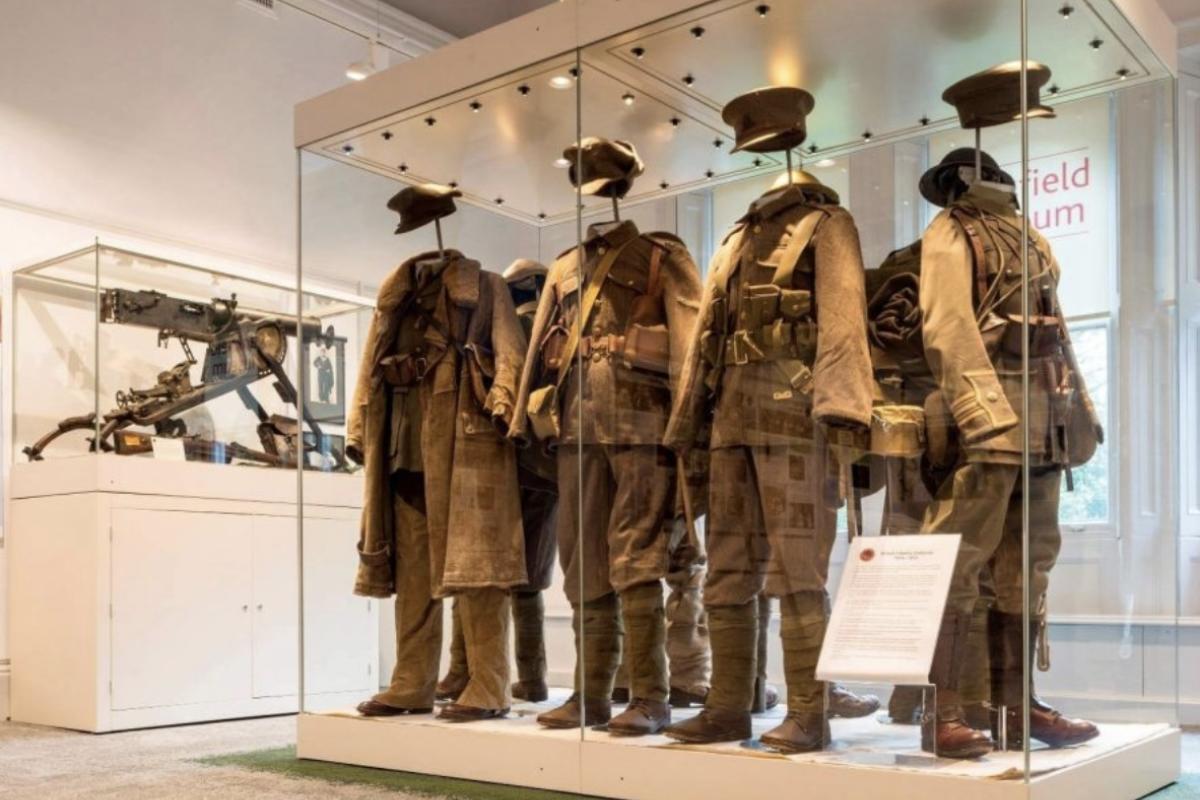 Soldiers uniforms 