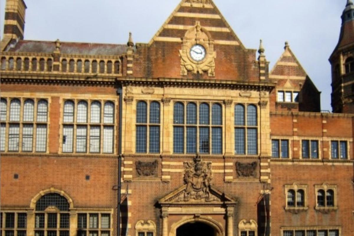 Museum building 