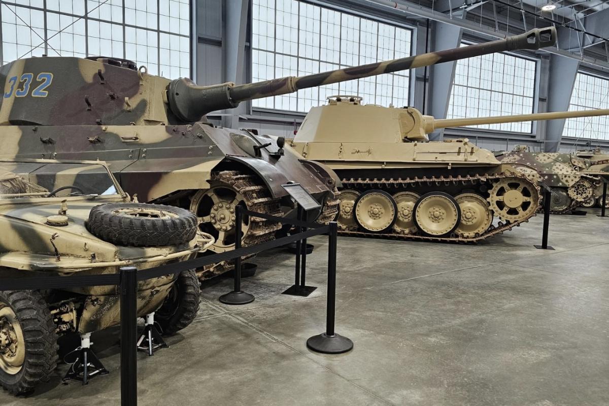 Military tanks 