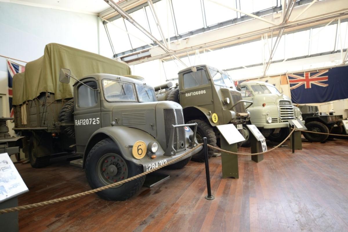 Military vehicles 