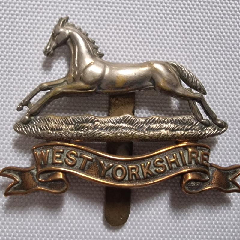 Cap badge 