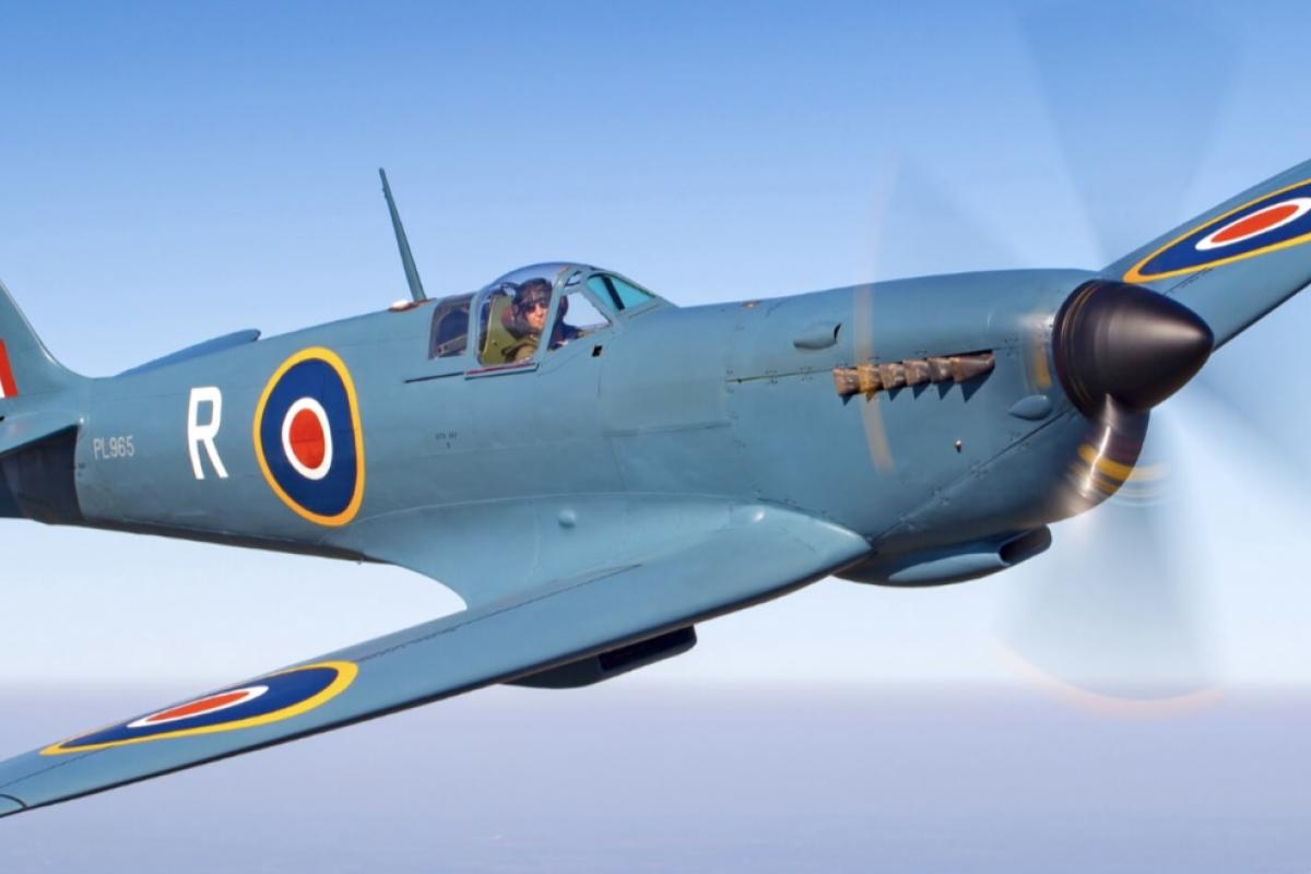 Spitfire reconnaissance plane