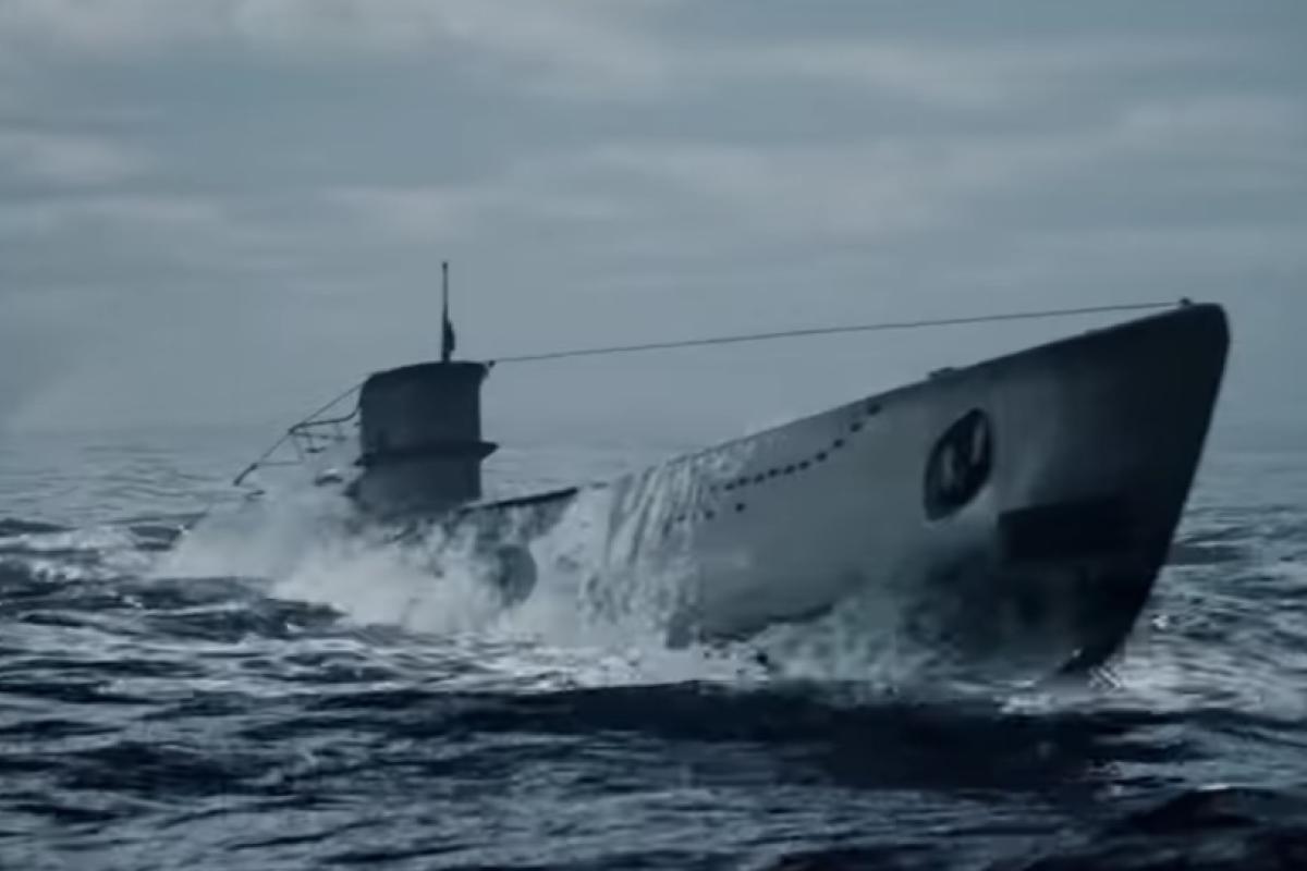 Fist Fight: Submarine v Ship