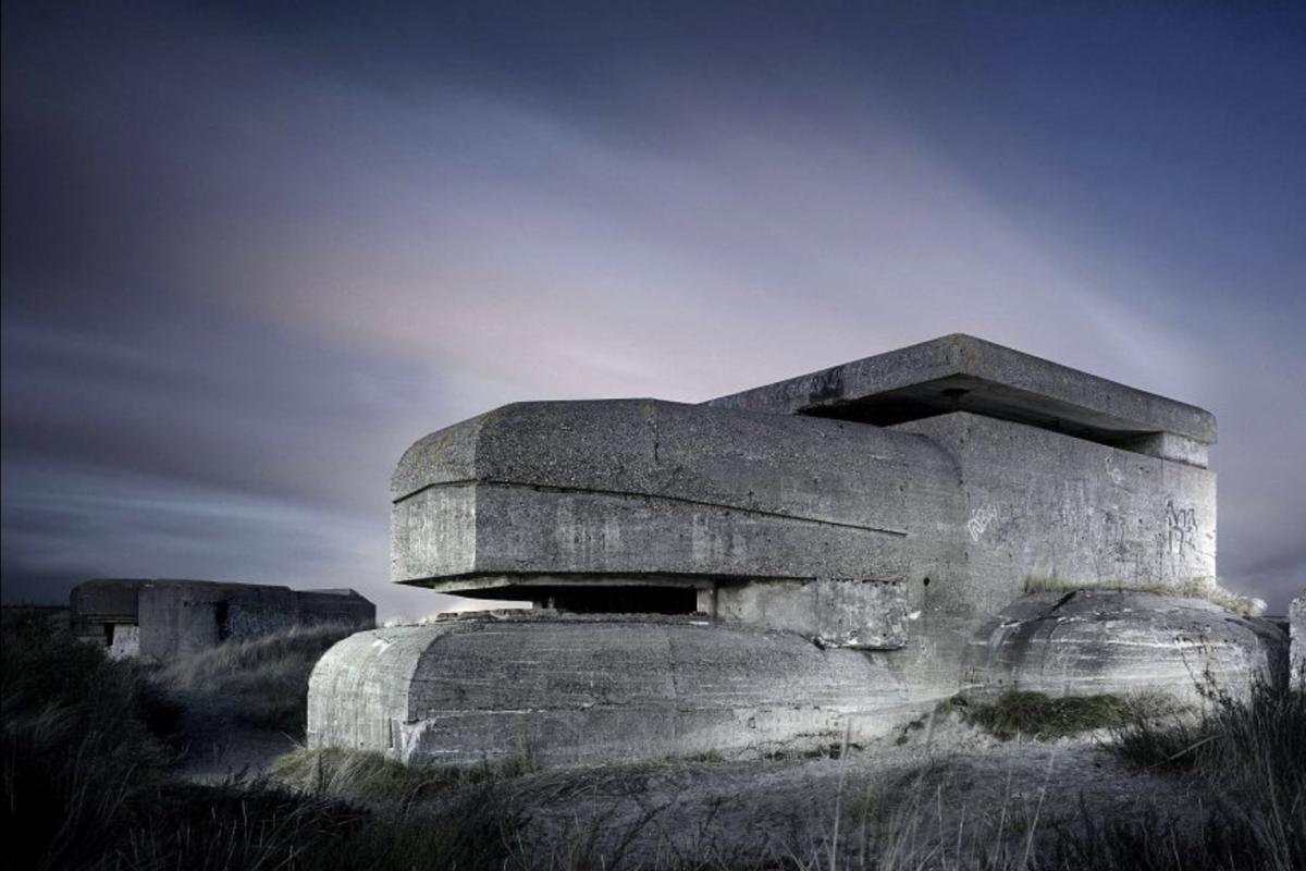 Sea defence bunkers 