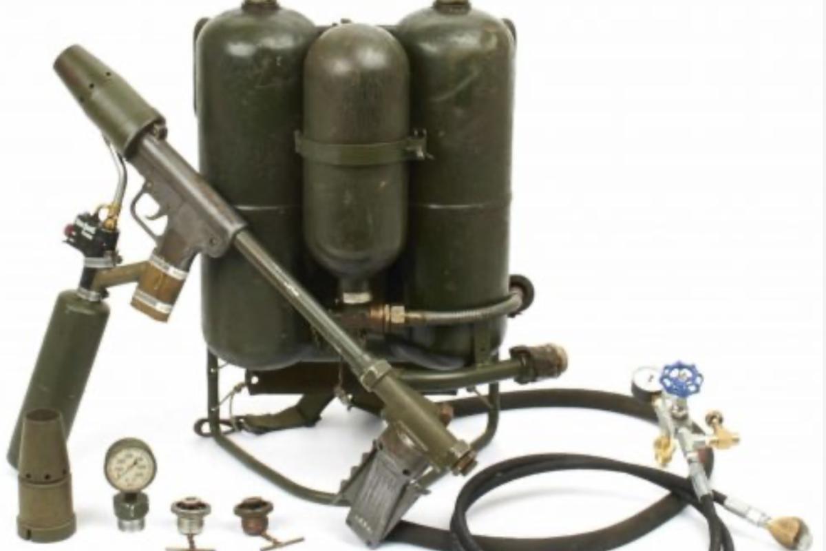 M2 flamethrower 