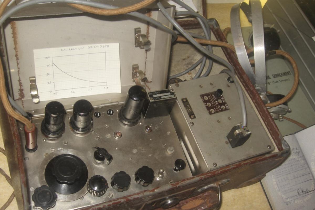 Parapet radio 