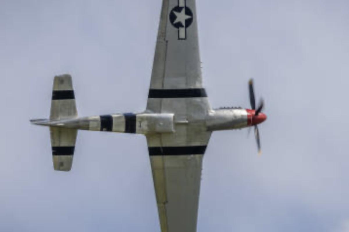Mustang plane