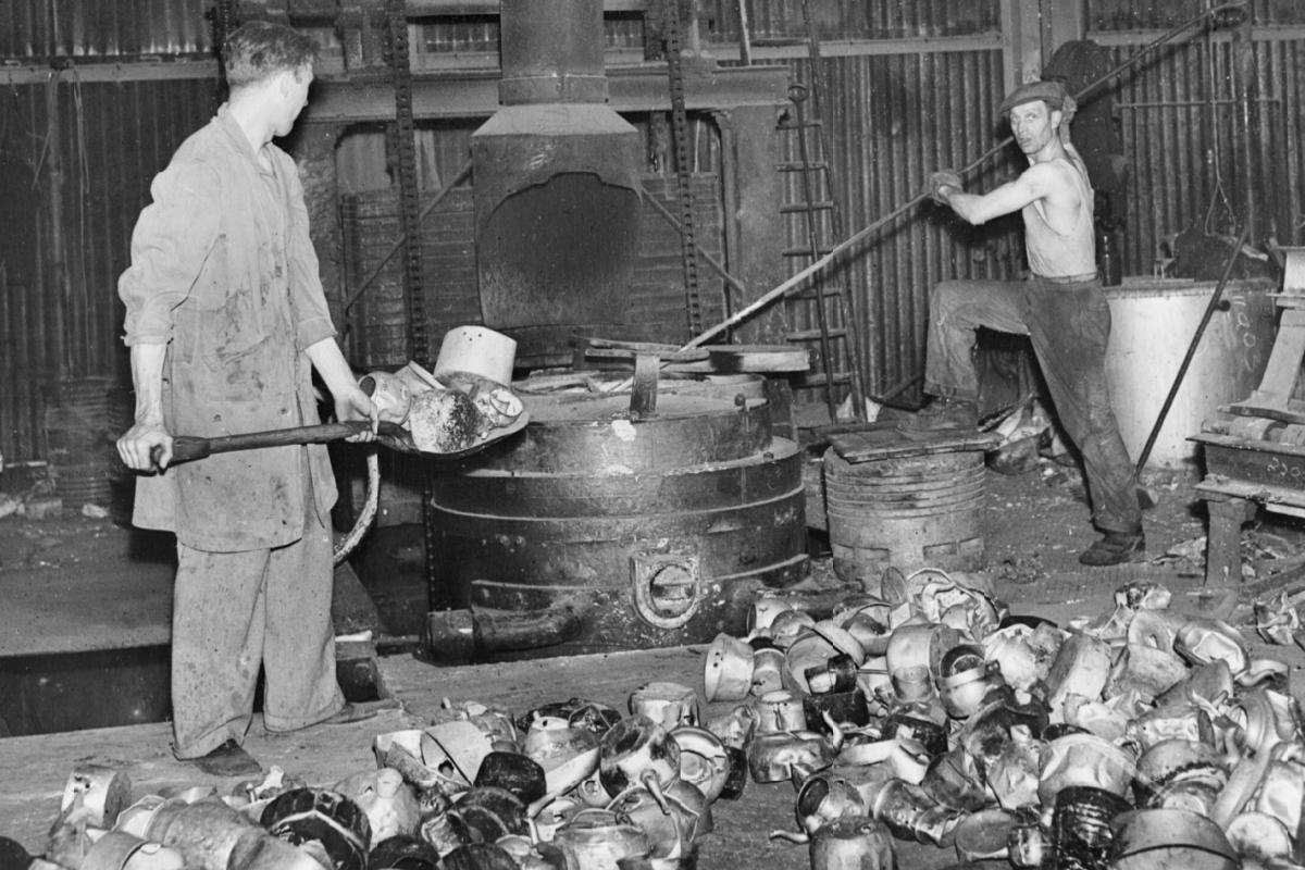 Aluminium smelting 