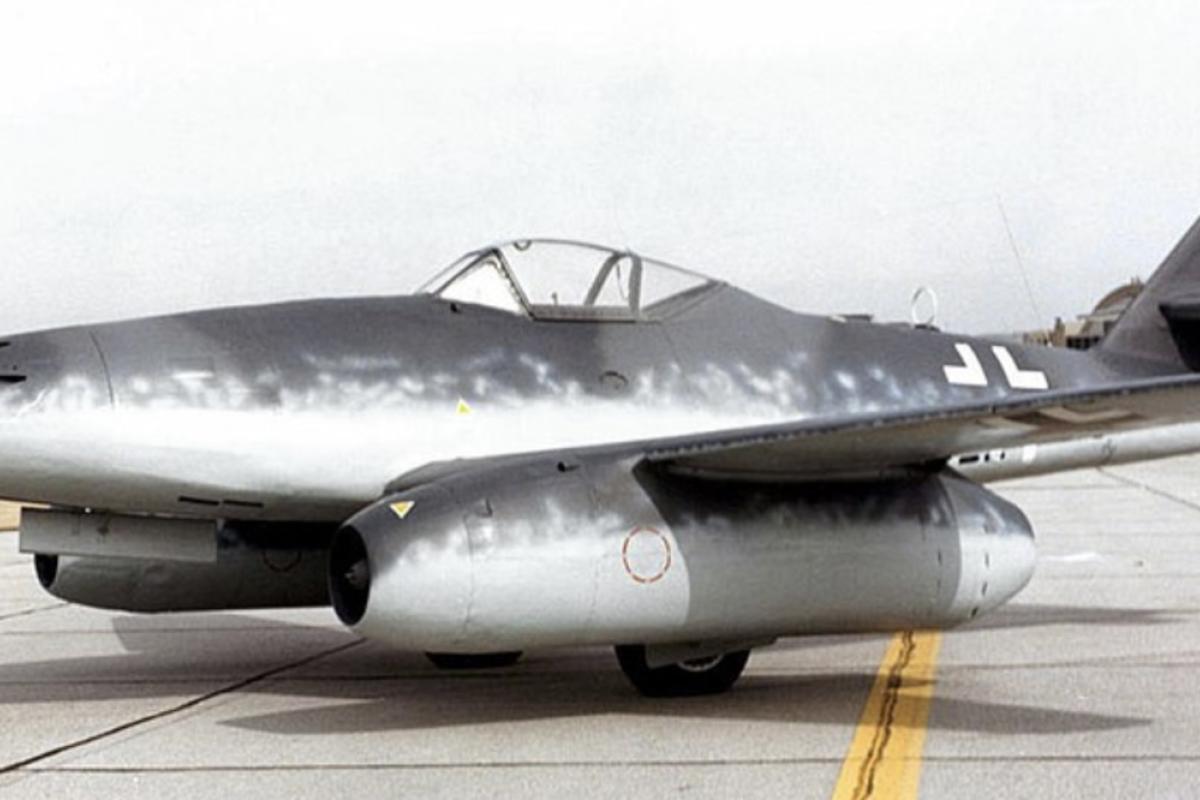 Jet plane
