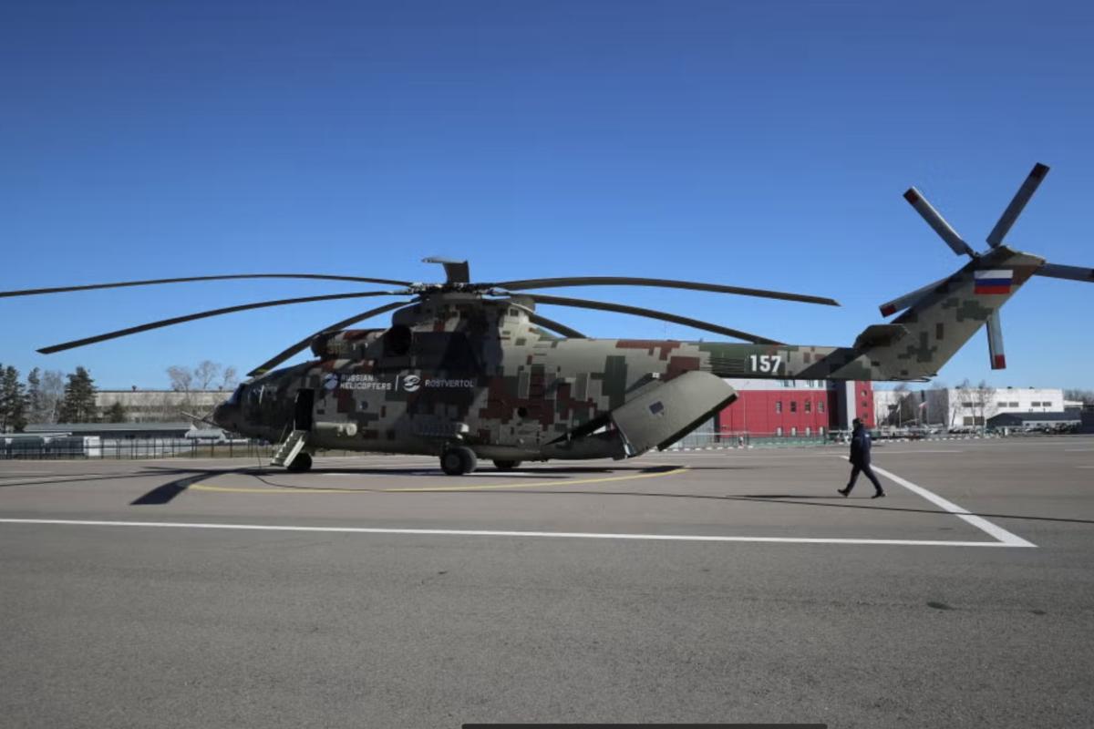Russian military Soviet’s heavy lift helicopter mi-26 