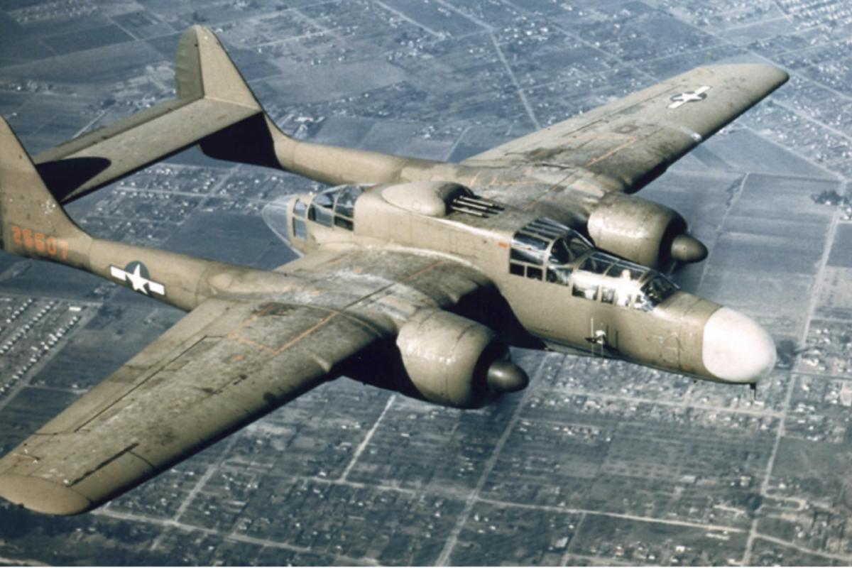 Northdrop p-61 black widow night fighter ww2 plane bomber fighter USA