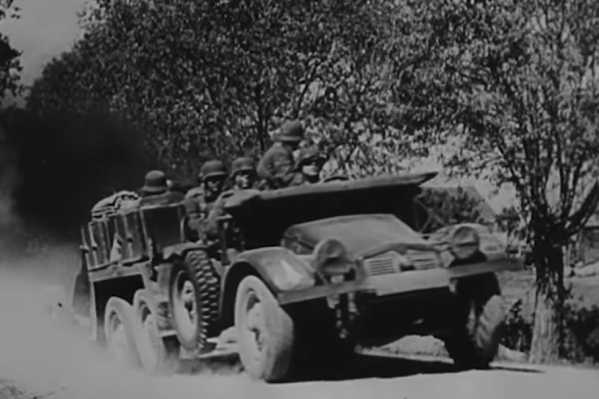 Ww2 blitzkrieg tactics rapid attack war military 