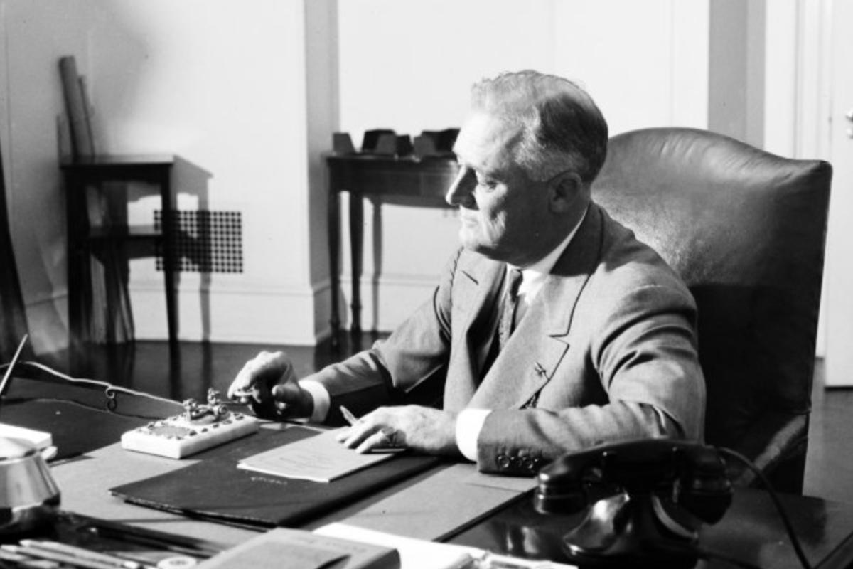 USA president Roosevelt signing proclamation keeping out of war 
