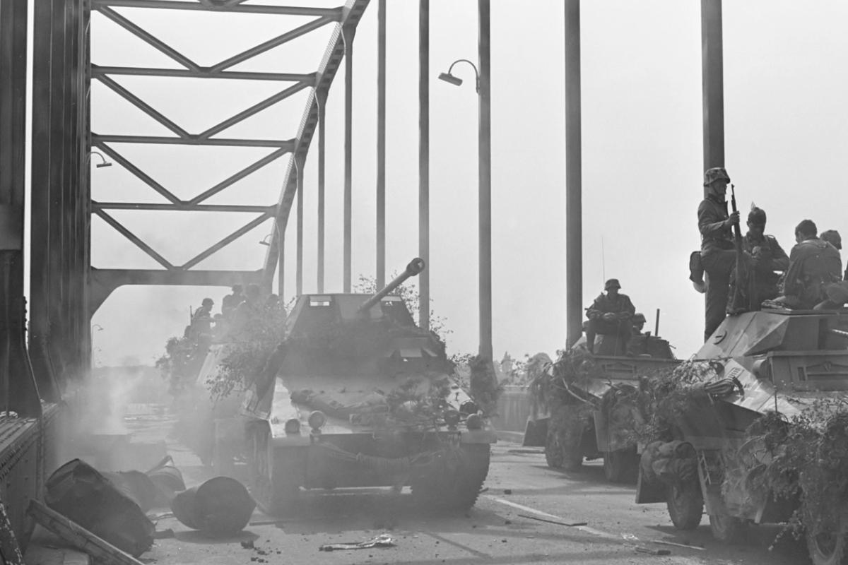 German panzer division Arnhem bridge 