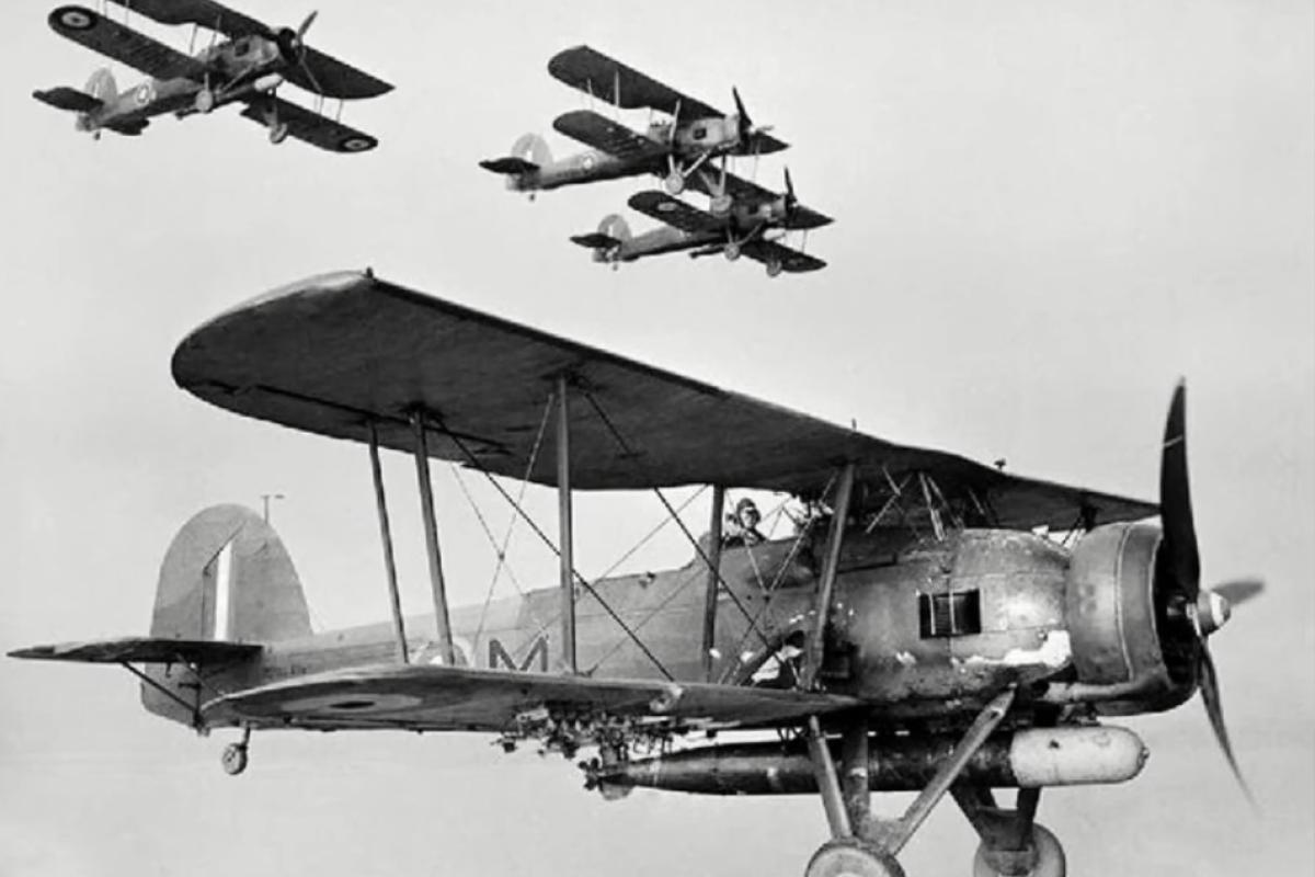 Fairey sword fish bomber plane sea plane 