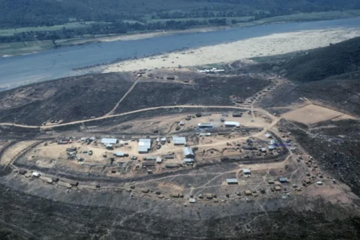 Us special forces base Vietnam throng Duroc