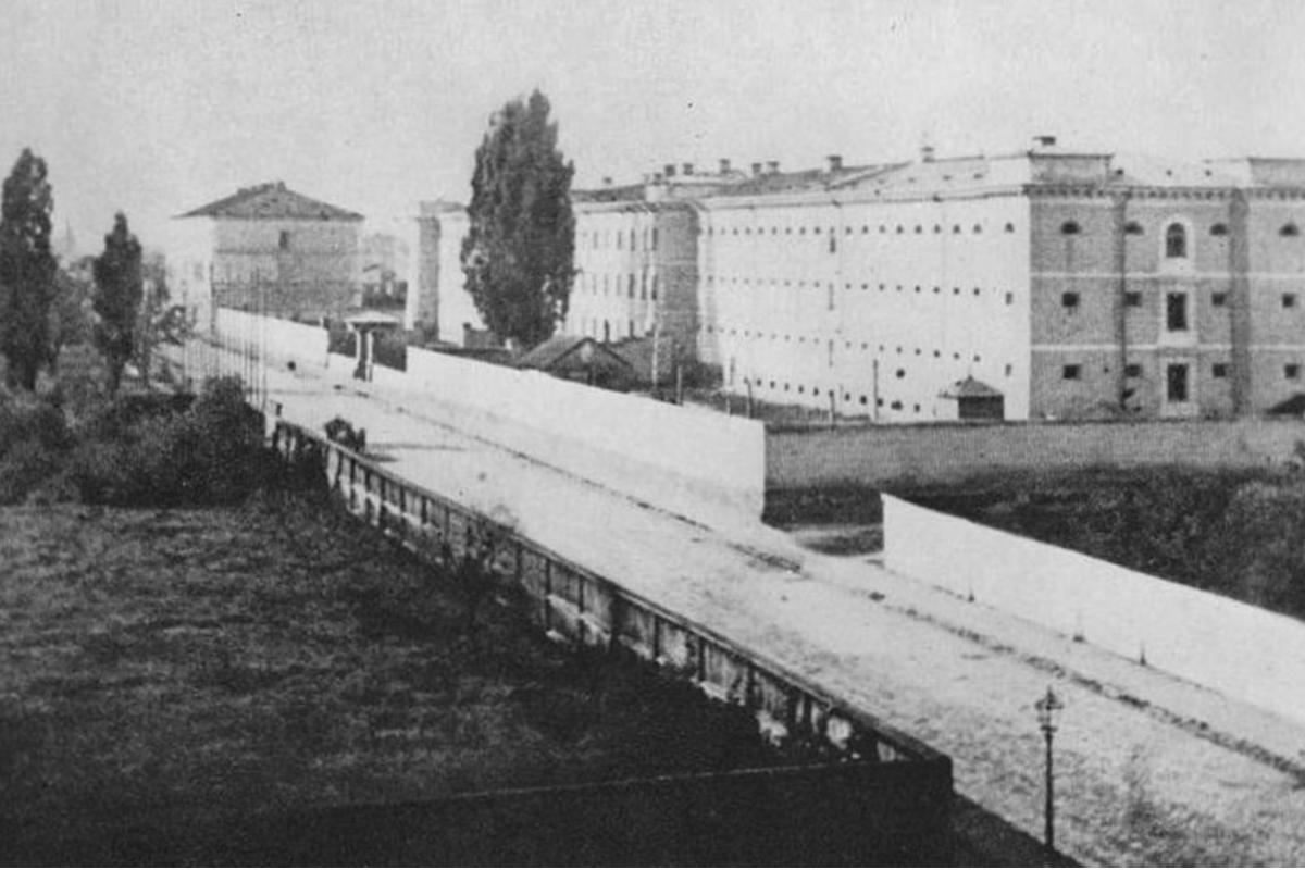 Pawiak Prison