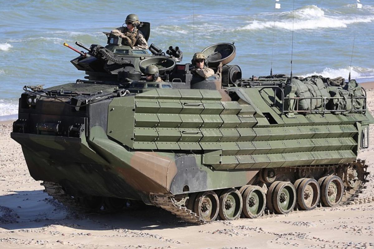 American amphibious assault craft aavp7a1ram/r