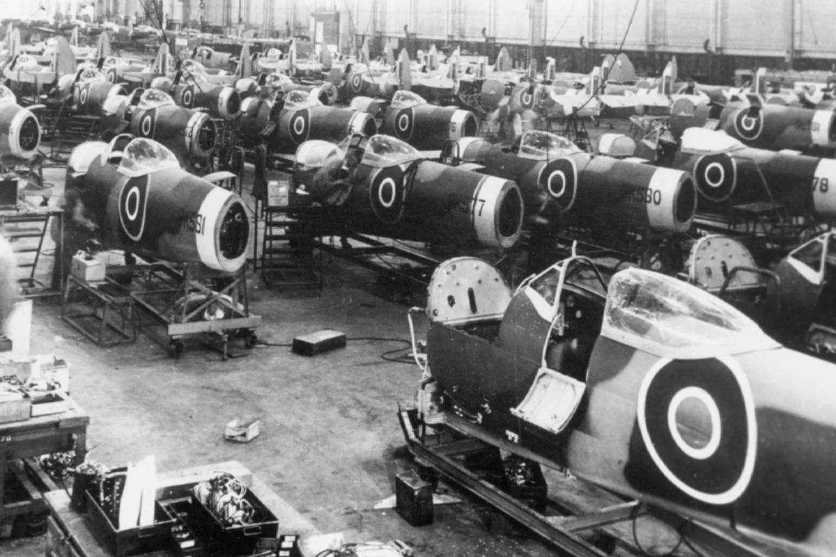 Ww2 spitfire plane manufacturing factories 