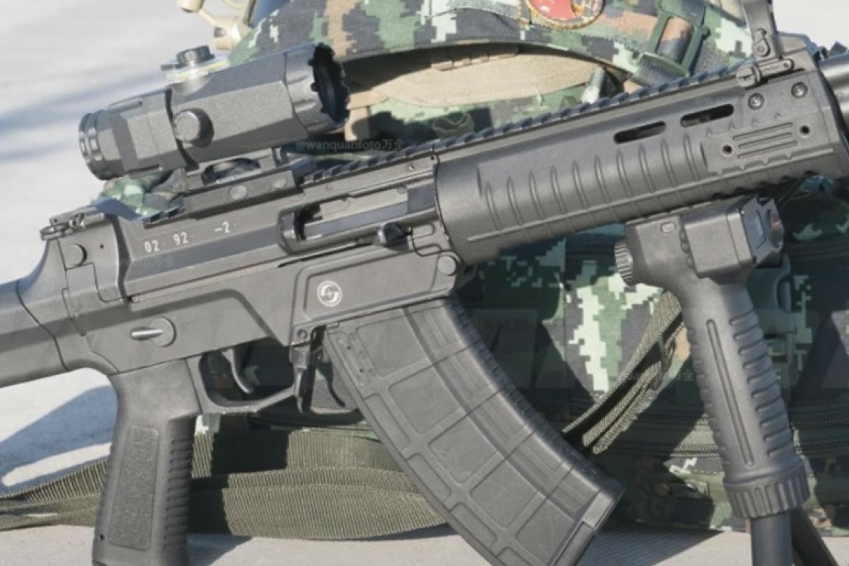 Chinas assault rifle military qbz191 