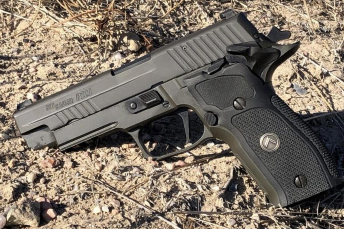 Sig Sauer p226 pistol used by u.s including navy seals 