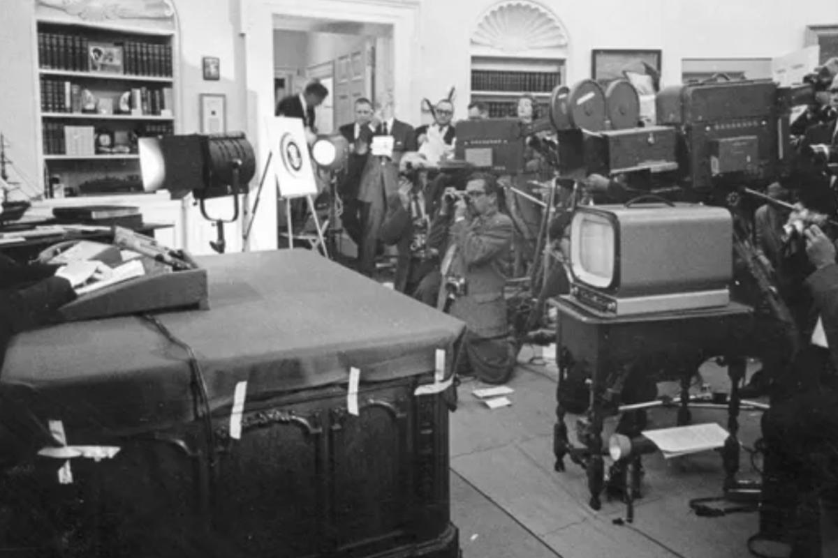 President kennedy announcing Cuban missile crisis